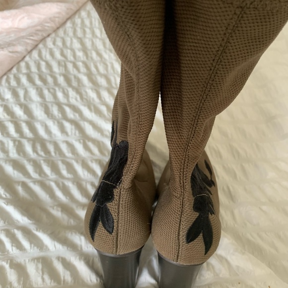 Qupid Parma Khaki stretch high heel boots size 9 - Picture 13 of 15